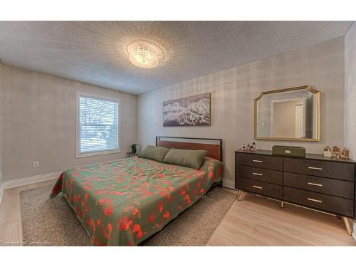 156 Carter Crescent, Cambridge, ON - Indoor Photo Showing Bedroom