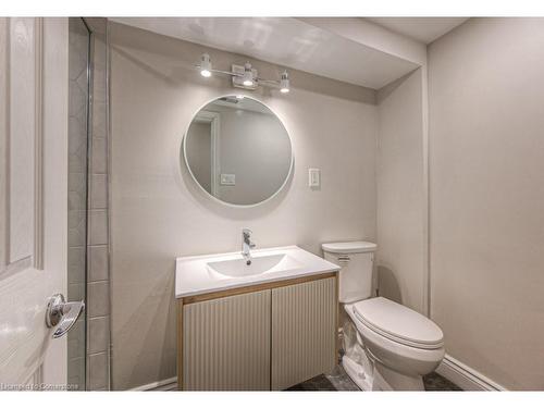 156 Carter Crescent, Cambridge, ON - Indoor Photo Showing Bathroom