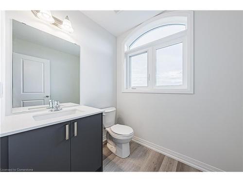 34-155 Equestrian Way, Cambridge, ON - Indoor Photo Showing Bathroom