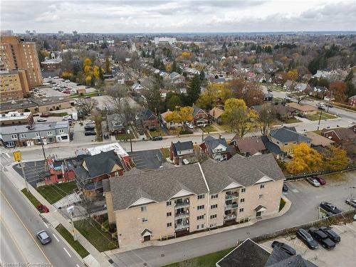 302-1522 King Street E, Kitchener, ON - Outdoor With View