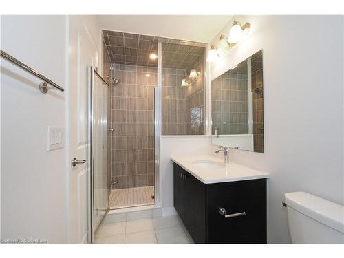 1305-585 Colborne Street E, Brantford, ON - Indoor Photo Showing Bathroom