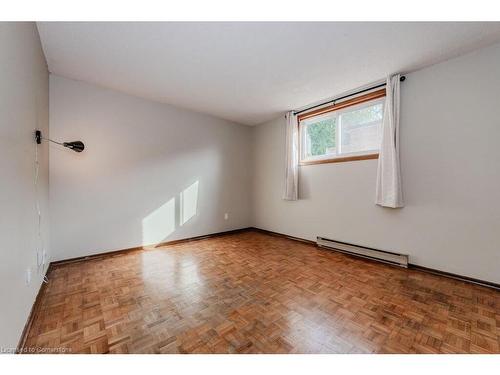 72 Obermeyer Drive, Kitchener, ON - Indoor Photo Showing Other Room