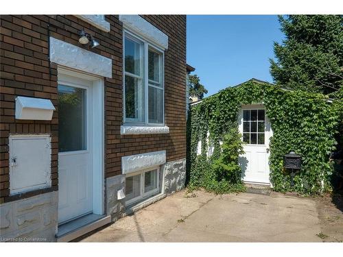 34 Park Street, Kitchener, ON - Outdoor