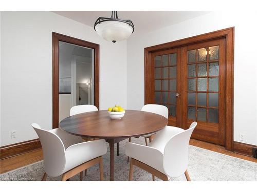 34 Park Street, Kitchener, ON - Indoor Photo Showing Dining Room