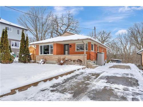 11 Southmoor Drive, Kitchener, ON - Outdoor