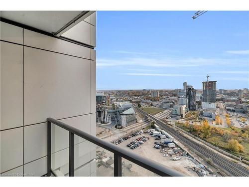 1906-15 Wellington Street S, Kitchener, ON - Outdoor With View