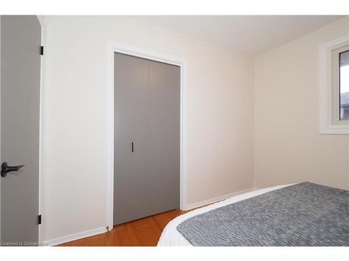 1388 Concession Road, Cambridge, ON - Indoor Photo Showing Bedroom