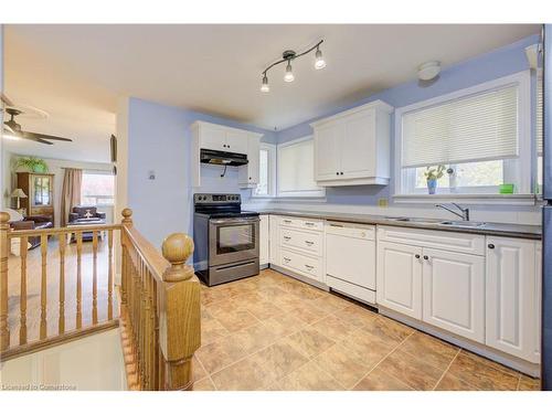 138 Coleman Street, Innerkip, ON - Indoor Photo Showing Kitchen