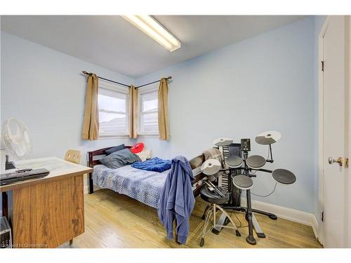 138 Coleman Street, Innerkip, ON - Indoor Photo Showing Other Room