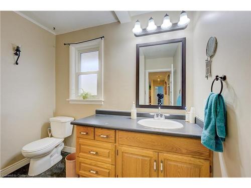 138 Coleman Street, Innerkip, ON - Indoor Photo Showing Bathroom