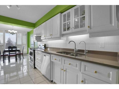 402-2 Lancaster Street E, Kitchener, ON - Indoor Photo Showing Kitchen With Double Sink