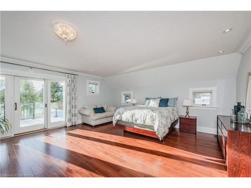 59 Menno Street, Waterloo, ON - Indoor Photo Showing Bedroom