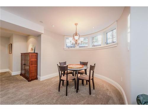 59 Menno Street, Waterloo, ON - Indoor Photo Showing Dining Room