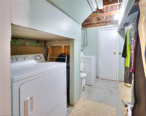 134 Brubacher Street, Kitchener, ON - Indoor Photo Showing Laundry Room