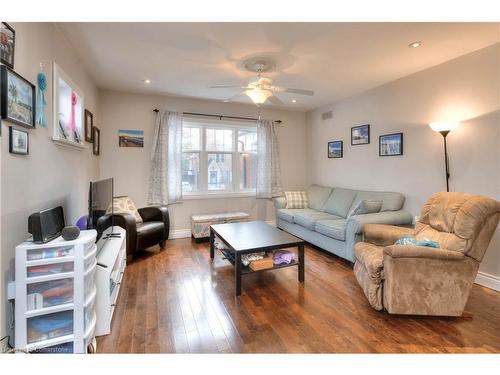 134 Brubacher Street, Kitchener, ON - Indoor Photo Showing Living Room