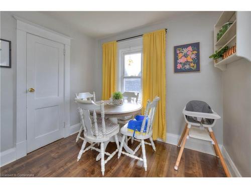 134 Brubacher Street, Kitchener, ON - Indoor Photo Showing Dining Room