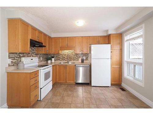 32 Max Becker Drive, Kitchener, ON - Indoor Photo Showing Kitchen With Double Sink