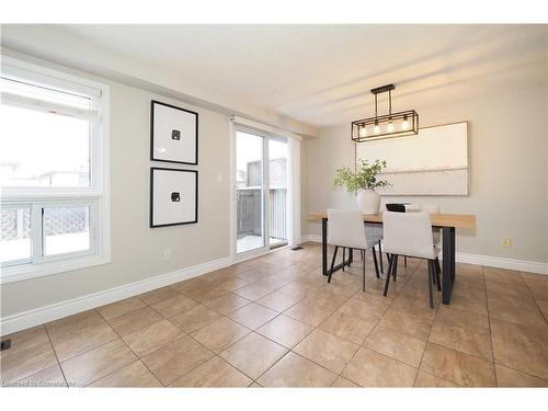 32 Max Becker Drive, Kitchener, ON - Indoor Photo Showing Dining Room