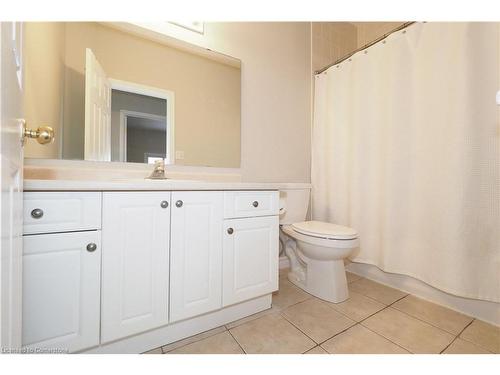 32 Max Becker Drive, Kitchener, ON - Indoor Photo Showing Bathroom