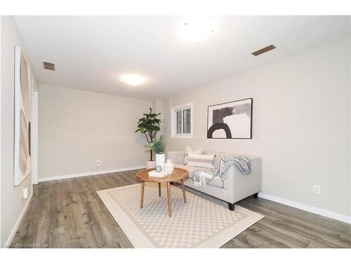 32 Max Becker Drive, Kitchener, ON - Indoor Photo Showing Living Room