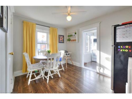 134 Brubacher Street, Kitchener, ON - Indoor Photo Showing Dining Room