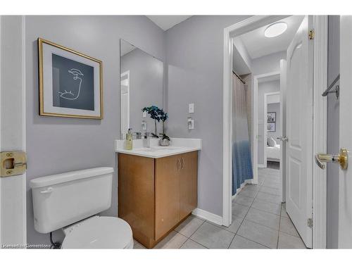 176-435 Hensall Circle, Mississauga, ON - Indoor Photo Showing Bathroom