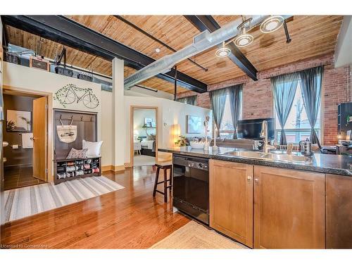 221-26 Ontario Street, Guelph, ON - Indoor Photo Showing Kitchen With Double Sink