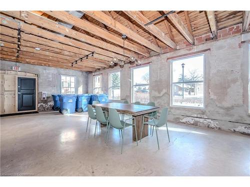 221-26 Ontario Street, Guelph, ON - Indoor Photo Showing Dining Room