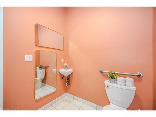 221-26 Ontario Street, Guelph, ON - Indoor Photo Showing Bathroom