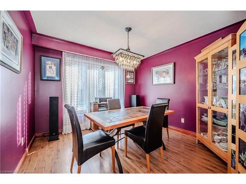 120 Albion Court, Kitchener, ON - Indoor Photo Showing Dining Room