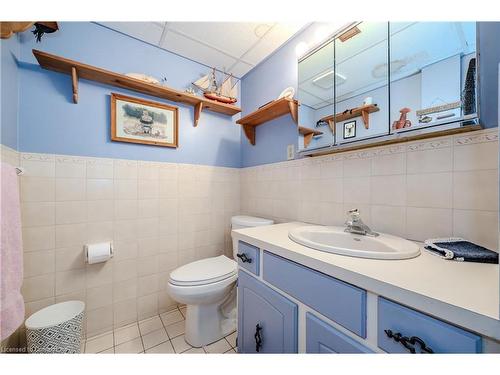 120 Albion Court, Kitchener, ON - Indoor Photo Showing Bathroom