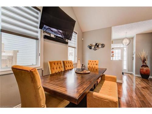 660 Zermatt Drive, Waterloo, ON - Indoor Photo Showing Dining Room