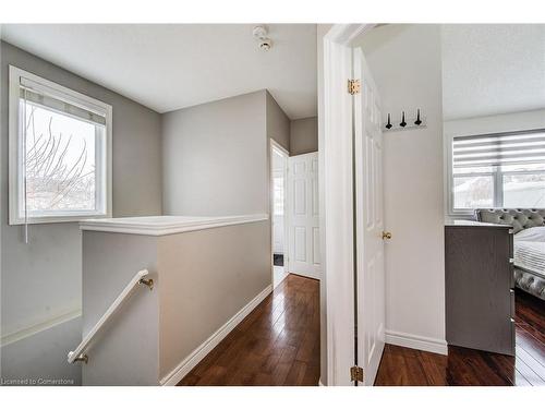 660 Zermatt Drive, Waterloo, ON - Indoor Photo Showing Other Room