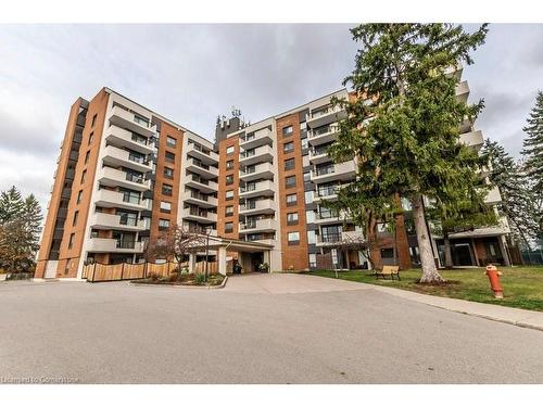 608-260 Sheldon Avenue N, Kitchener, ON - Outdoor With Facade