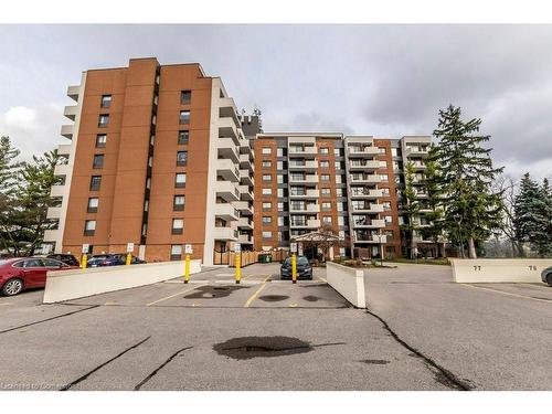 608-260 Sheldon Avenue N, Kitchener, ON - Outdoor With Facade