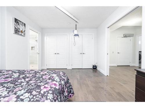 920 River Ridge Court, Kitchener, ON - Indoor Photo Showing Bedroom