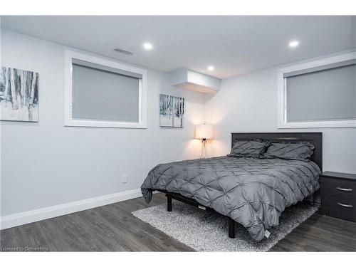 920 River Ridge Court, Kitchener, ON - Indoor Photo Showing Bedroom