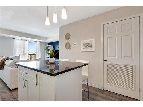 C-25 Sienna Street, Kitchener, ON - Indoor Photo Showing Kitchen