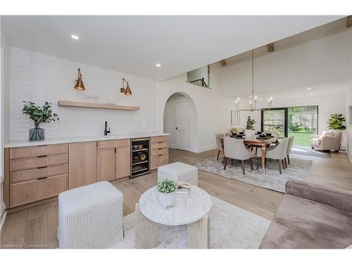 2143 Bleams Road, Wilmot Township, ON - Indoor Photo Showing Living Room