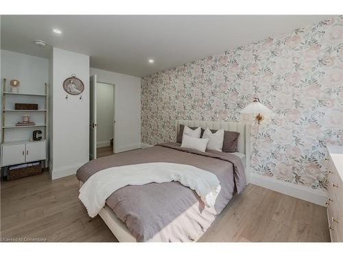 2143 Bleams Road, Wilmot Township, ON - Indoor Photo Showing Bedroom