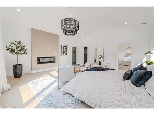 2143 Bleams Road, Wilmot Township, ON - Indoor Photo Showing Bedroom