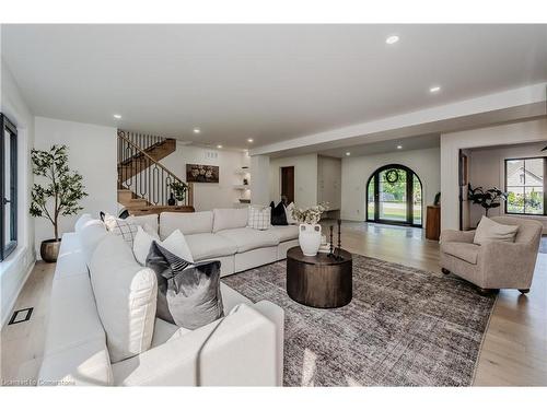 2143 Bleams Road, Wilmot Township, ON - Indoor Photo Showing Living Room