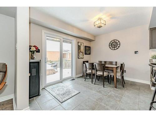 674 Mortimer Drive, Cambridge, ON - Indoor Photo Showing Dining Room