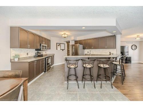 674 Mortimer Drive, Cambridge, ON - Indoor Photo Showing Kitchen