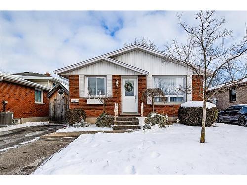 181 Johanna Drive, Cambridge, ON - Outdoor With Facade