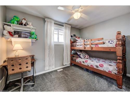 181 Johanna Drive, Cambridge, ON - Indoor Photo Showing Bedroom