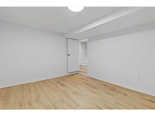 93 Lowrey Avenue S, Cambridge, ON - Indoor Photo Showing Other Room