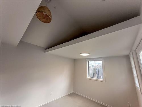 93 Lowrey Avenue S, Cambridge, ON - Indoor Photo Showing Other Room