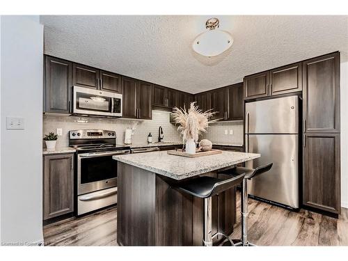 D-20 Sienna Street, Kitchener, ON - Indoor Photo Showing Kitchen With Stainless Steel Kitchen With Upgraded Kitchen