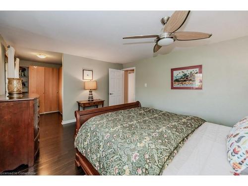 88 Springbank Crescent, Kitchener, ON - Indoor Photo Showing Bedroom